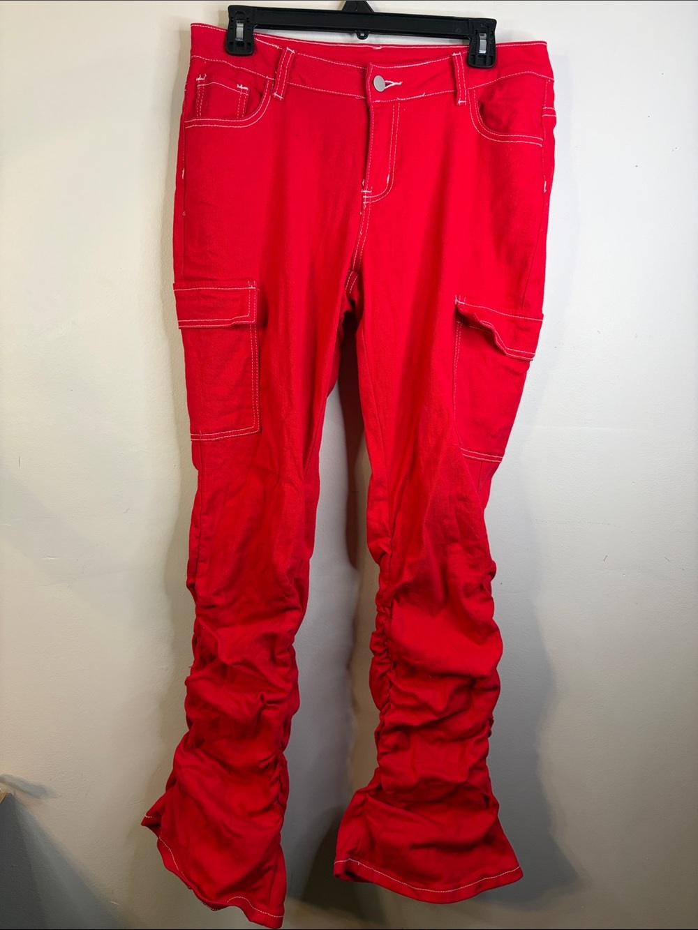 SHEIN Red Cargo Stacked White Topstitch Pants Size 31 EUC #317